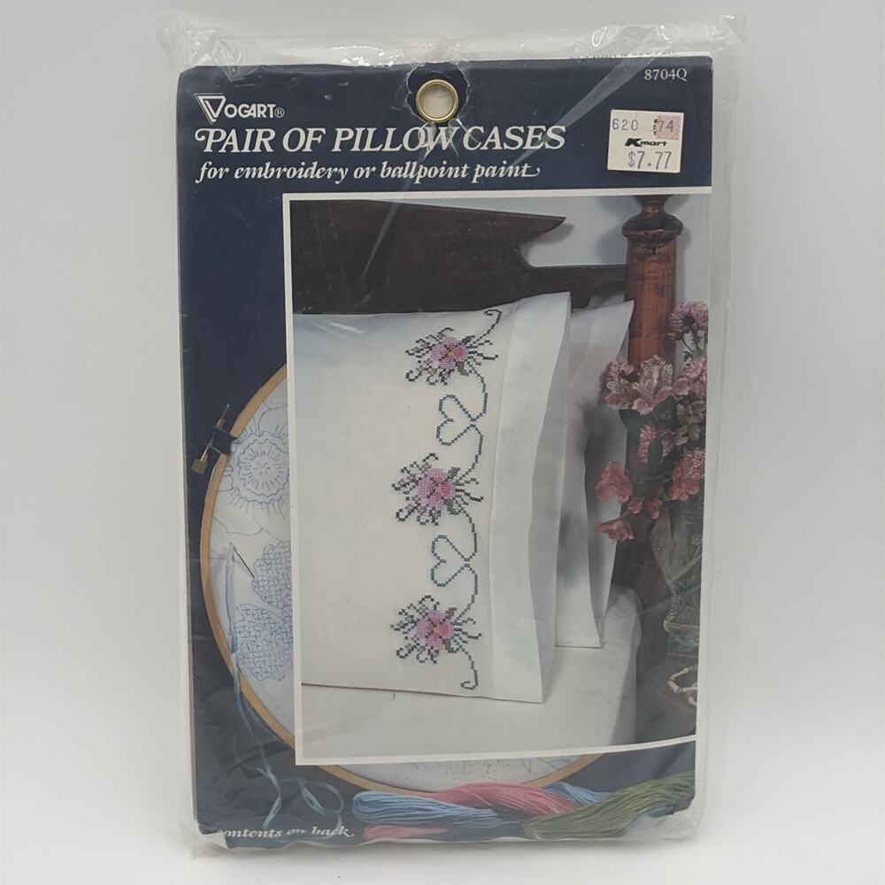 Vogart Crafts Floral Flowers Pair Stamped Pillowcases KIT #8704Q New Vintage